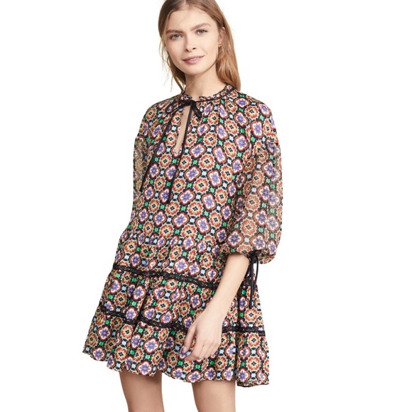 Alice + Olivia Dresses & Skirts - Alice + Olivia Arnette Tiered Tunic Dress Size M